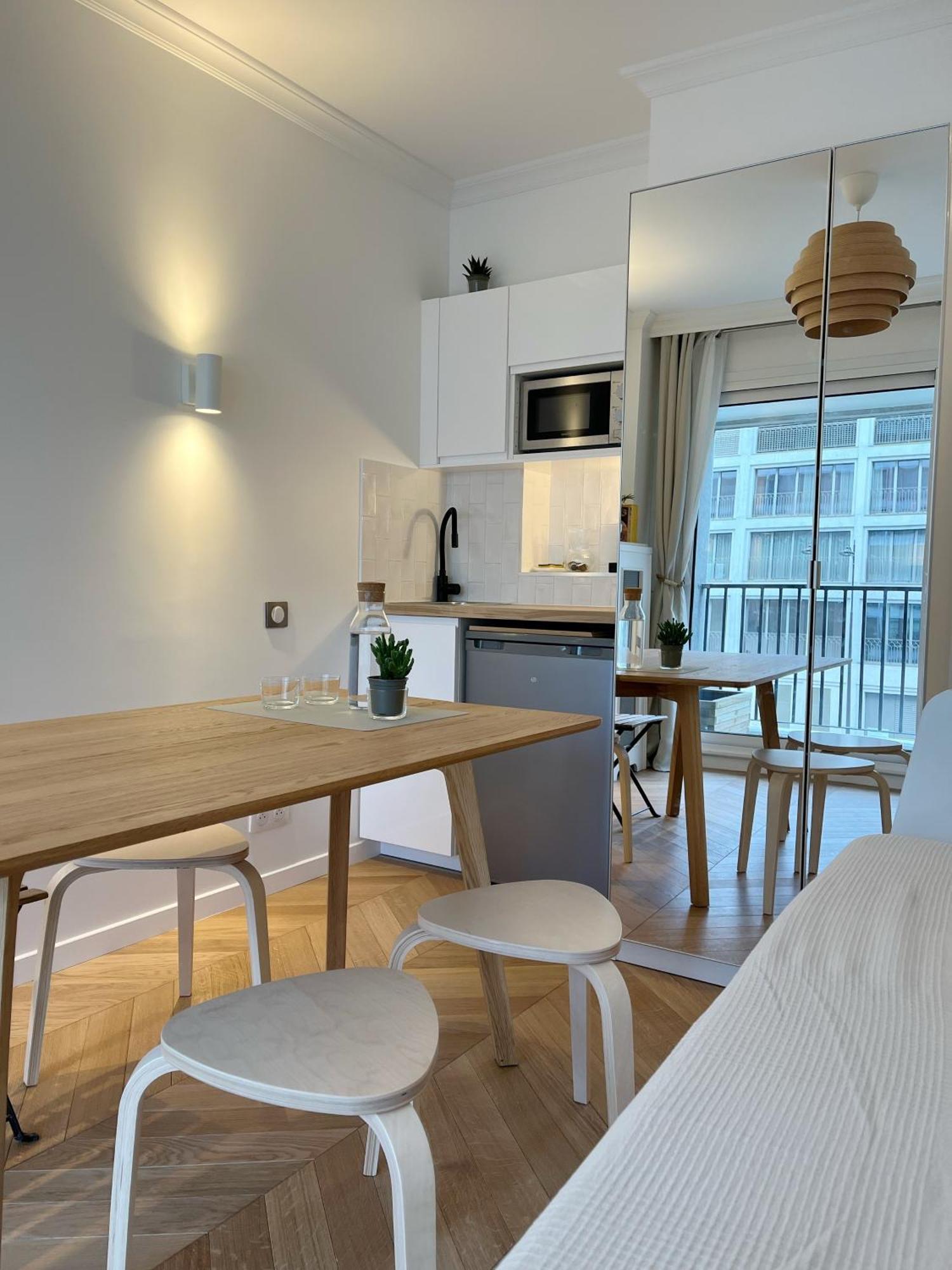 Apartment Denfert Rochereau -cozy And Pleasant With Terrace